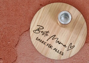 Gravierte Muttertagskerze als Dankeschön an die Mama