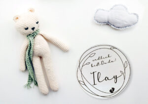 Gravierter Meilenstein zur Geburt